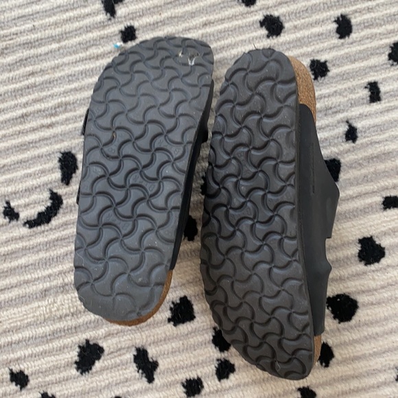 Birkenstock's - Picture 5 of 5